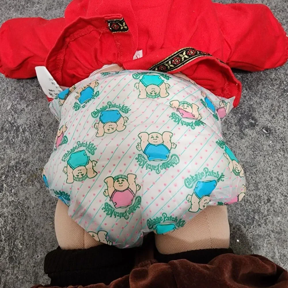 VTG 1985 Cabbage Patch Kids Boy Doll World Travelers Russian Outfit